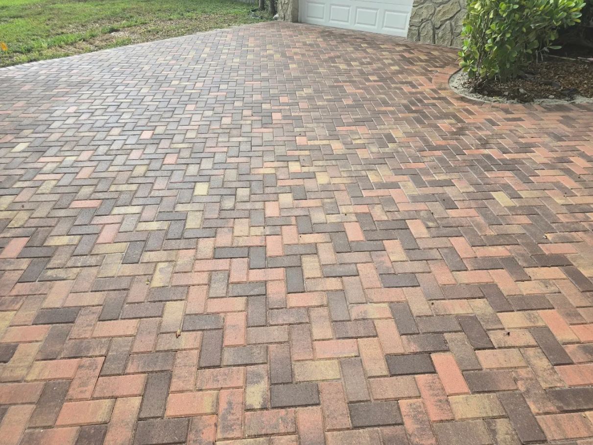 Concrete driveway in Sunrise, FL
